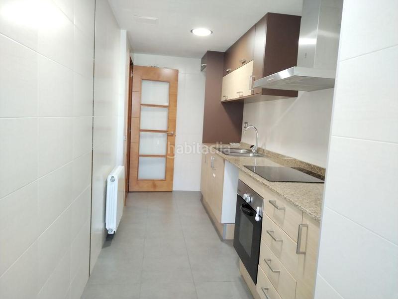 Foto 0a998cc5-f390-451d-acbf-e47e6a335065. Piso  con 3 habitaciones, parking, trastero y solarium en Amposta