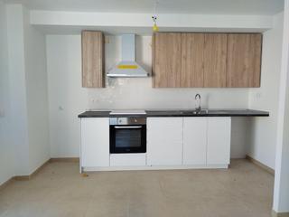 Appartement à Sant Jaume d´Enveja. Apartamento de 81 m2, con balcón, parking y trastero