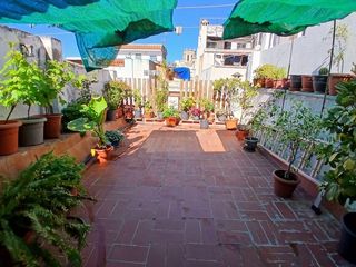 House in Alcanar. Casa en el centro de alcanar, con buhardilla y terraza