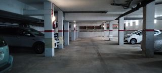 Aparcament cotxe a Zona Hospital