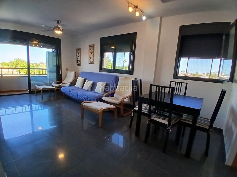 Foto 20359ee2-84c8-4249-b4a8-308174b86938. Apartament amb calefacció piscina a Deltebre