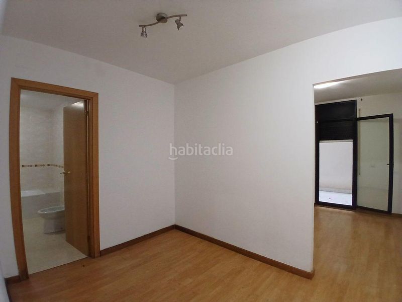 Foto af8bc51e-cdf8-476a-bb2c-dbf4ba7728e1. Pis a Zona Hospital Amposta