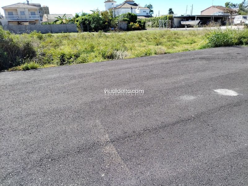 Foto b0dbfa67-f180-46de-a6cc-86fac0052dca. Terreny residencial a Deltebre