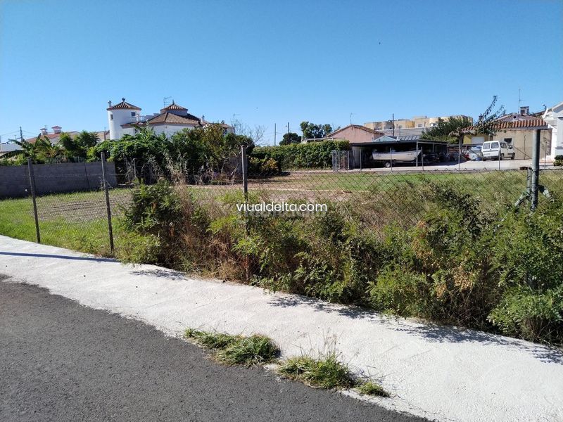 Foto f7b15e37-dc9d-4325-8827-5eeb1d9299e1. Terreny residencial a Deltebre