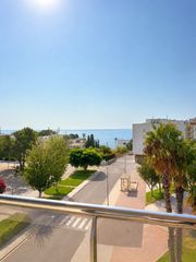 Apartamento en Ampolla (L´). Espectacular piso con vistas al mar y montaña en lampolla