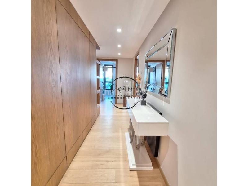 Foto 9624f51d-2938-4aca-8da2-92d378c3351a. Rent flat with heating parking in El Tarter Canillo