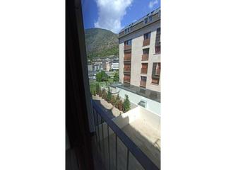 Rent Flat  Nacions unides. Lujoso piso en alquiler al centro de escaldes