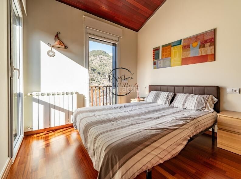 Foto ce1a0d2d-709b-421d-96e5-af1b528d2fbb. Àtic amb aparcament a Ordino-ansalonga-sornás Ordino