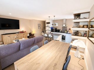 Flat in Arinsal-Erts. Chimenea, terraza y montaña el hogar que estabas buscando en ari