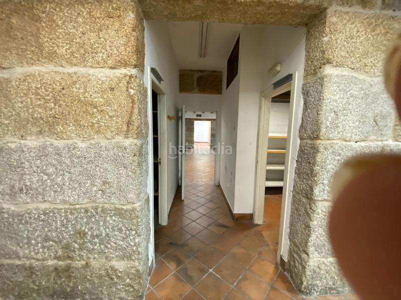 Foto af07b1ff-de71-4513-876d-a7994ac33e3b. Alquiler local comercial alquiler local rua do paseo en Ourense