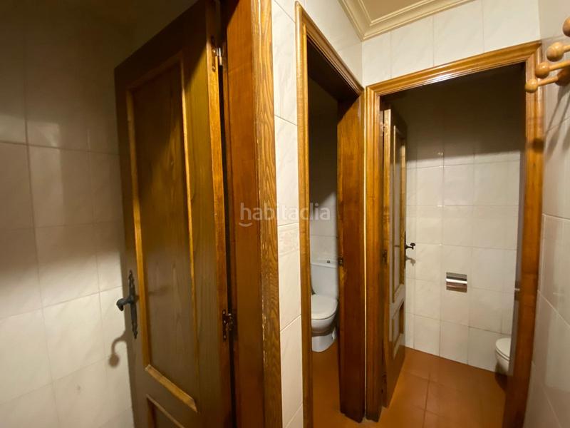 Foto 4772ebfa-c1f1-452f-bede-f6f9f6607487. Location local commercial dans Centro Ourense