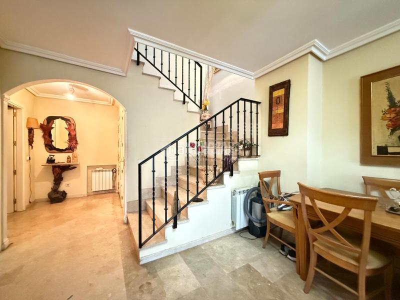 Foto 1fc420b6-4302-4177-bec2-a20654bfbe32. Casa pareada casa en venta en Parque Coimbra Móstoles