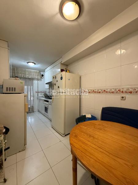 Foto 2db4c1e4-5bf5-4bcd-b43f-20749a8ea678. Casa pareada casa en venta en Parque Coimbra Móstoles