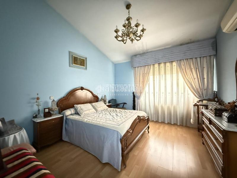 Foto 8e26259e-bb80-4952-b148-7d7f0e3bab22. Casa pareada casa en venta en Parque Coimbra Móstoles