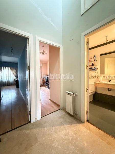 Foto c3819dca-2878-4004-bb7c-50173e811c2f. Casa pareada casa en venta en Parque Coimbra Móstoles