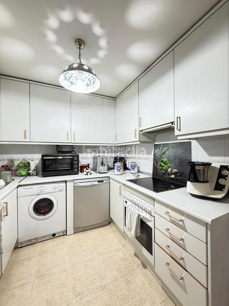 Foto 25a0e448-d41e-40d5-8beb-6f28335258c4. Casa bifamiliare con riscaldamento parcheggio in Parque Coimbra Móstoles