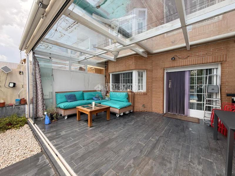 Foto dc649a35-7ab0-442d-83c0-8e70ddac9e65. Casa bifamiliare con riscaldamento parcheggio in Parque Coimbra Móstoles