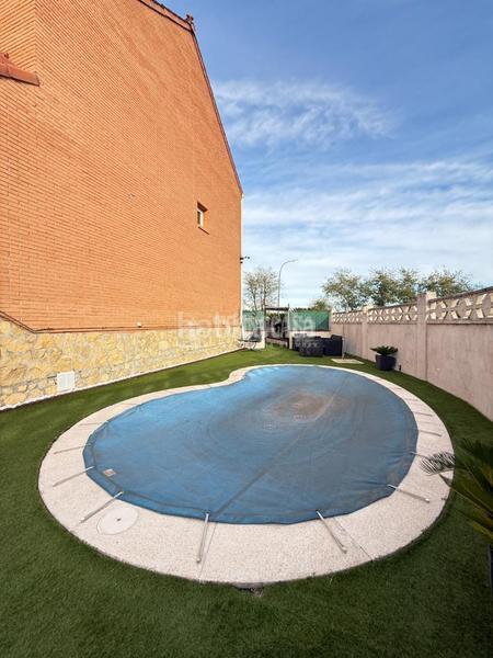 Foto aa1a2716-739f-47d6-9f79-0110a1074958. Towny house in Parque Coimbra Móstoles