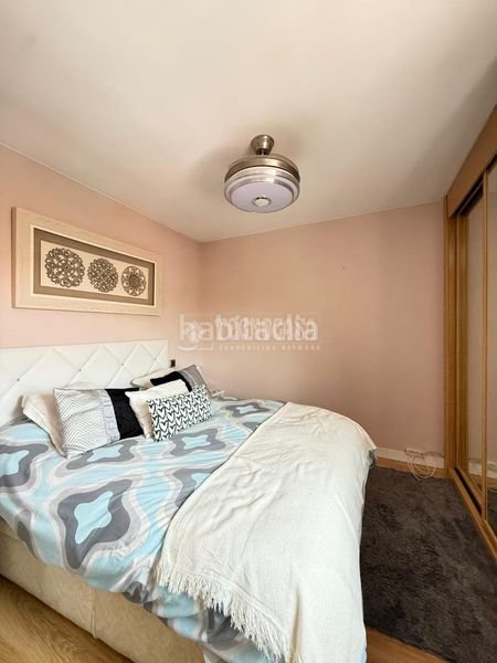 Foto b1c42238-bb4f-4509-a2b7-e2a658555e8e. Casa aparellada amb calefacció aparcament a Parque Coimbra Móstoles
