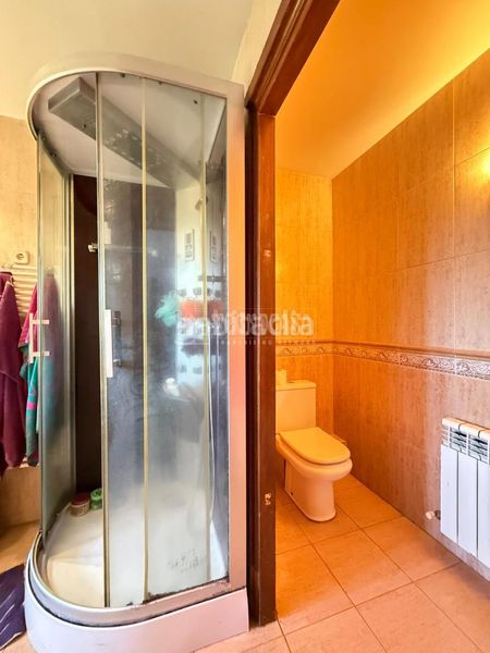 Foto 733162fb-03bc-4adb-8e04-08680b1b0895. Casa aparellada a Parque Coimbra Móstoles