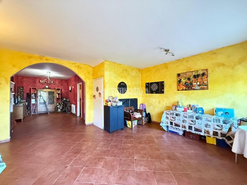 Foto de005807-5c13-4f7e-a1db-4cbac59a0bd9. Casa aparellada a Parque Coimbra Móstoles