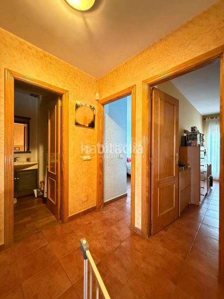 Foto e27b8592-ae8c-4992-a0ee-04847c463e39. Casa aparellada a Parque Coimbra Móstoles