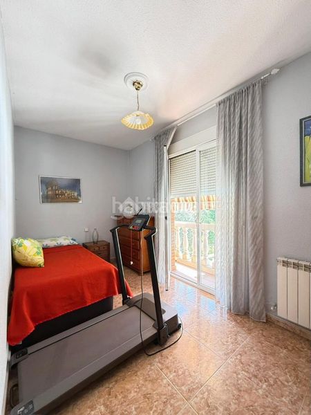 Foto 1ea6e7b8-aa13-4b96-aa9e-7d017966879d. Casa a Parque Coimbra Móstoles