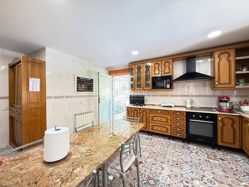 Foto c1d16b25-7e77-42b9-92af-8fee0c8ab4bb. Casa a Parque Coimbra Móstoles