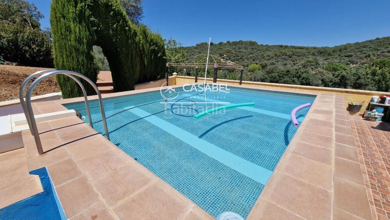 Foto 20ecb931-ad8f-4e22-883f-3e8ffd0f55d6. Xalet amb aparcament piscina a El Higuerón Córdoba