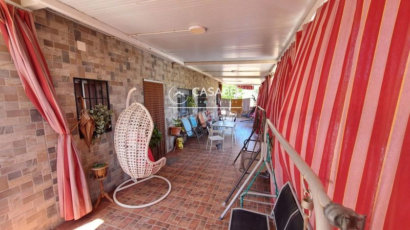 Foto 8c6b0cb5-b88c-41dd-a9d2-e9dd9ab27f40. Xalet amb aparcament piscina a El Higuerón Córdoba