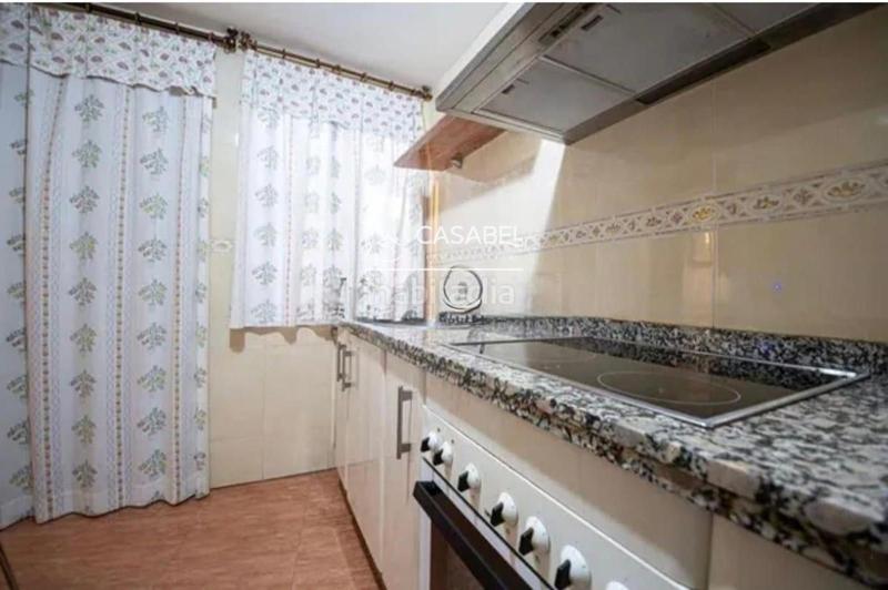 Foto 6cdd4d31-aa5d-4d42-abcf-f0eeb59ab5a1. Casa adossada amb aparcament a Villarrubia Córdoba