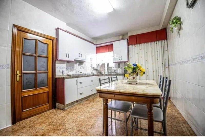 Foto 880cc02b-8b68-4d90-a88a-e125d52b13a2. Casa adossada amb aparcament a Villarrubia Córdoba