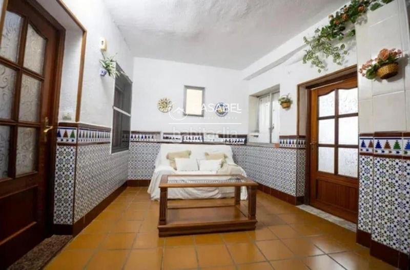 Foto b0f72f01-fa0d-4ac1-b22e-485467e759e3. Casa adossada amb aparcament a Villarrubia Córdoba