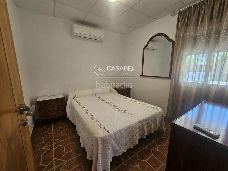 Foto ac464bbc-111a-4da0-85e0-5abfe0033678. Casa amb aparcament a Almodóvar del Río