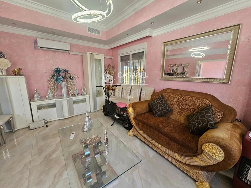 Foto 852eb3be-f375-413a-a7dd-9e168adeddb5. Xalet amb calefacció aparcament piscina a El Higuerón Córdoba