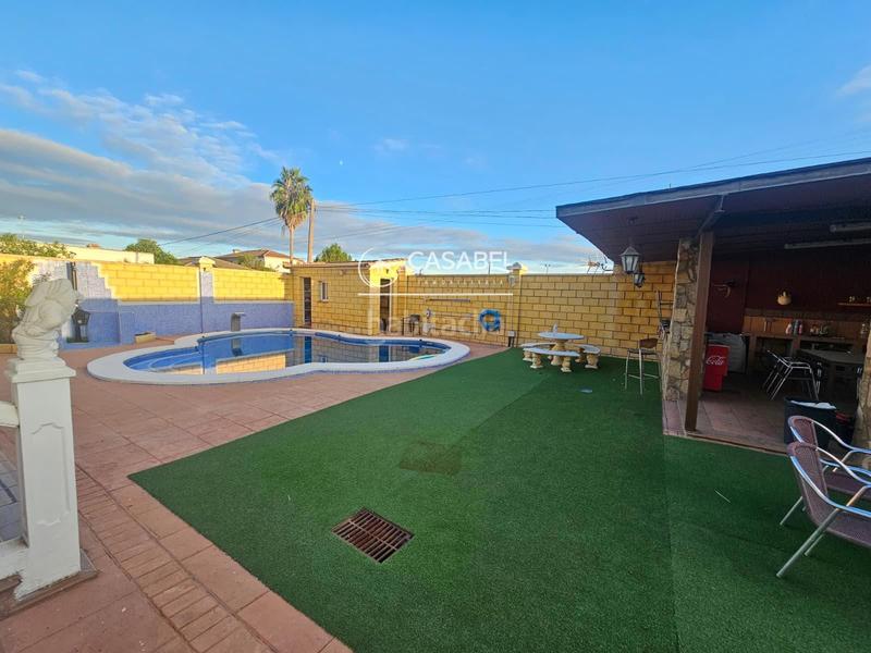 Foto b35b8291-3cd3-4f2e-8b65-a991c0b86d9a. Xalet amb calefacció aparcament piscina a El Higuerón Córdoba