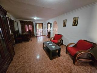 Casa a Alcolea. Parcela en venta en zona las quemadas.