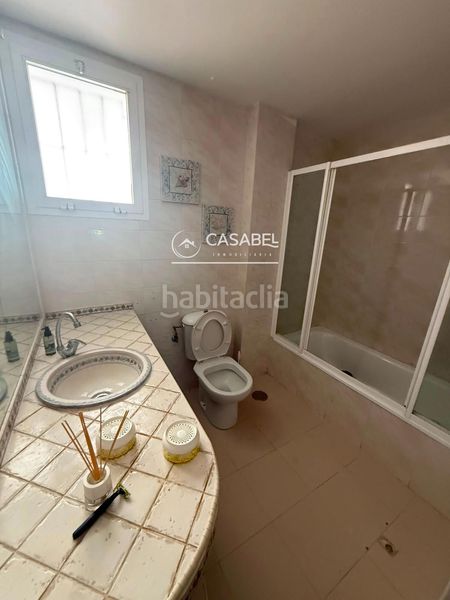 Foto 25a62257-f8f3-4b70-8e82-4e87fab7affc. Pis amb aparcament piscina a colores - entreparques Sevilla