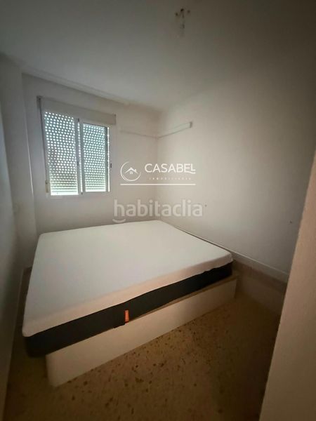 Foto 6c339593-ee19-45e8-a685-5fc4e5965dbe. Pis amb aparcament piscina a colores - entreparques Sevilla