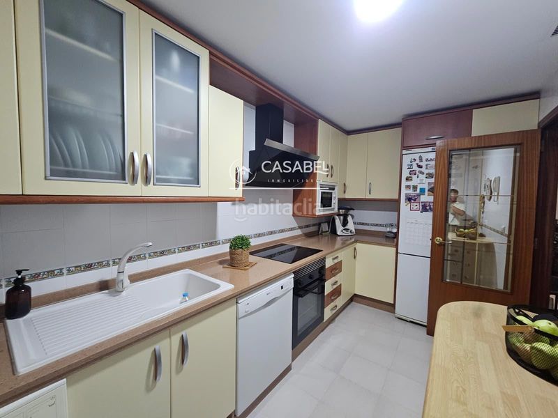 Foto a9214626-6f94-4ce7-bfb5-ea043a2b7fc6. Casa amb aparcament a Sector Sur Córdoba
