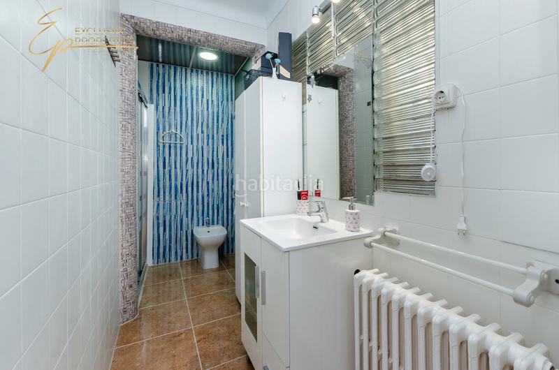 Foto effd6830-b71e-42b6-85b8-82fc8553eb1c. Casa a schiera con riscaldamento in Centre Sabadell
