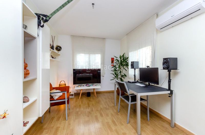 Foto 871a9b07-85c9-4645-aac8-49b4bebf3e06. Pis a Navas Barcelona