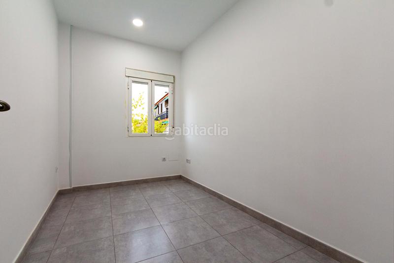 Foto ae56d789-bac6-4854-9b8b-98248cbab5d4. Alquiler piso  exterior recien pintado en Centro Getafe