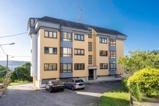 Appartement en Sada contornos 26. Piso de 3 dormitorios con vistas al mar