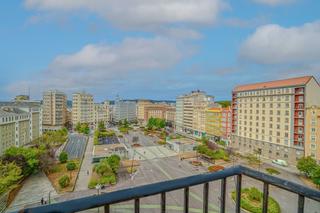 Etagenwohnung in Plaza de españa 21. Un 7 piso de 162m2 y terraza  a plaza de españa para reformar a