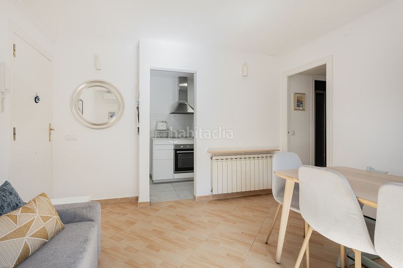 Foto 506a1572-8959-4453-a995-aebb56f33b44. Pis amb calefacció a Horta Barcelona