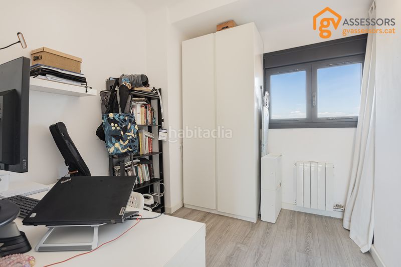 Foto 5b7d3e31-ad77-491e-879f-b989cf8311fd. Pis amb calefacció a Sant Andreu de Palomar Barcelona