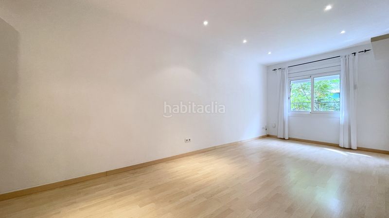 Foto 70ac4857-2f78-45cb-9abe-7d70958f63fc. Pis a Porta Barcelona