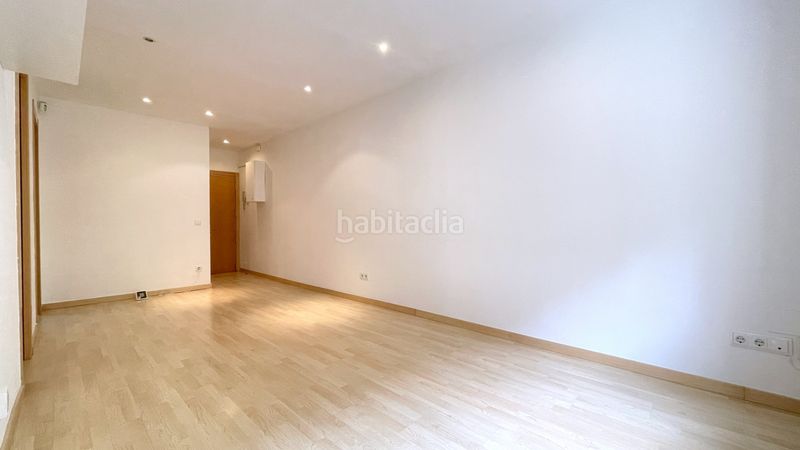Foto 718b82dd-735b-4d54-9772-0312198f83ae. Pis a Porta Barcelona