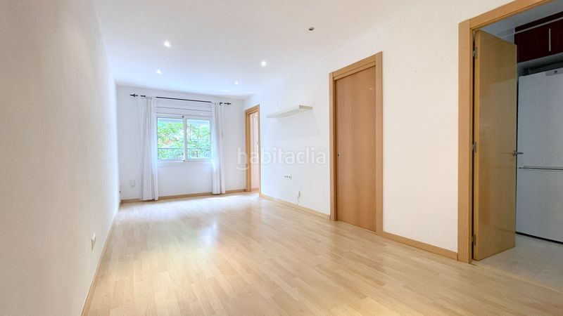 Foto b07222dc-0e80-4444-ac9b-00f49e2f2427. Pis a Porta Barcelona